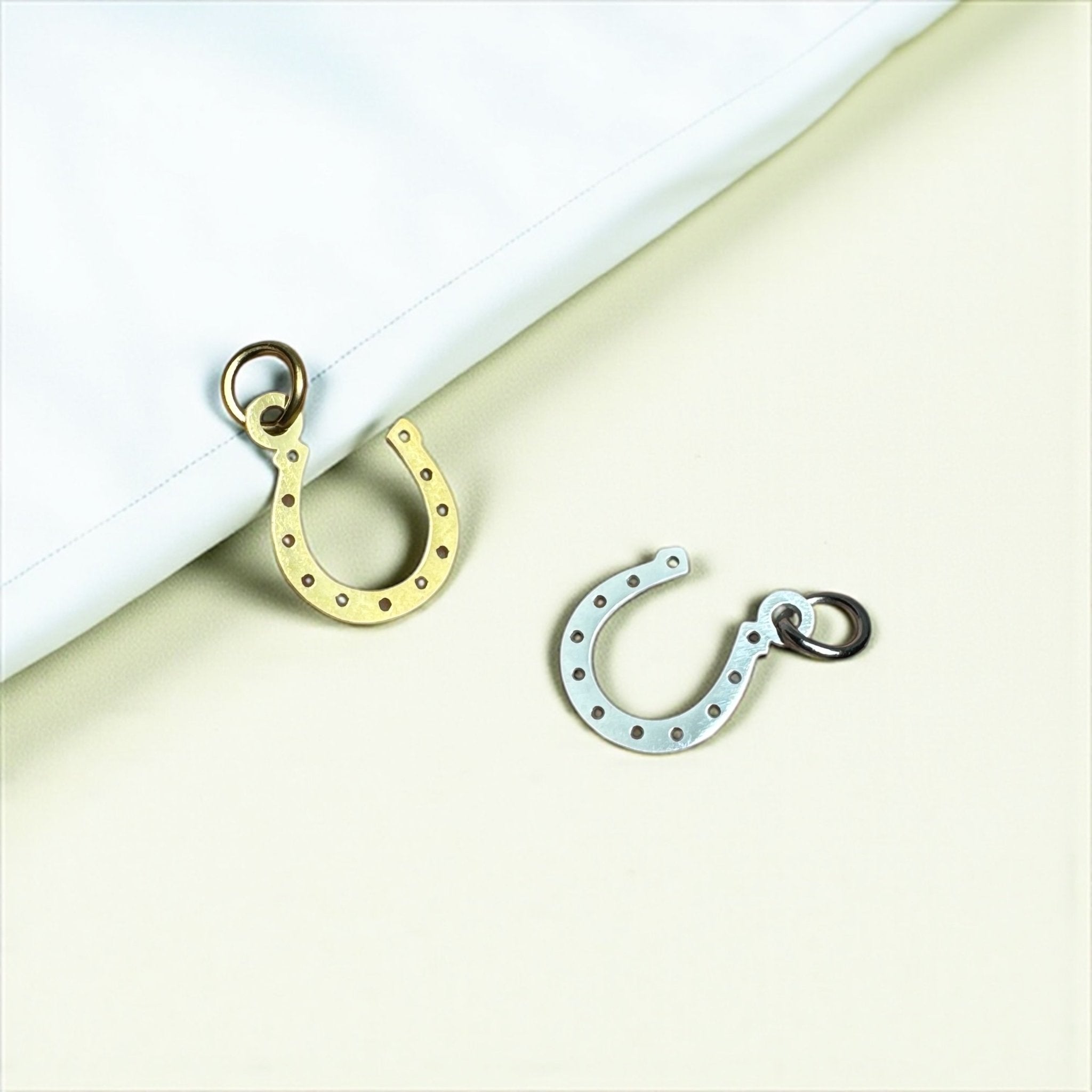 Charm ferro di cavallo essential - Treelle