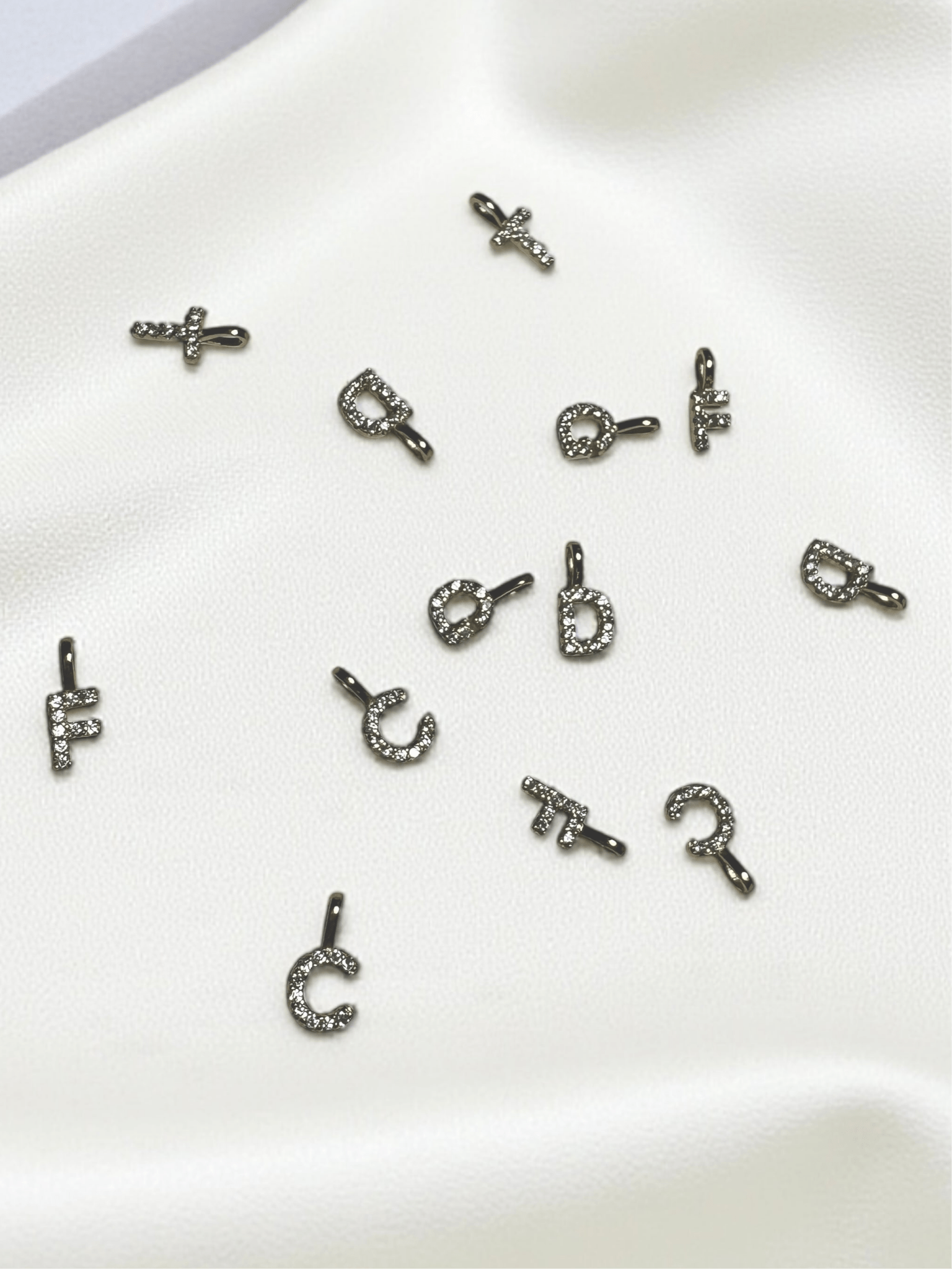 Charm lettera glow - Treelle